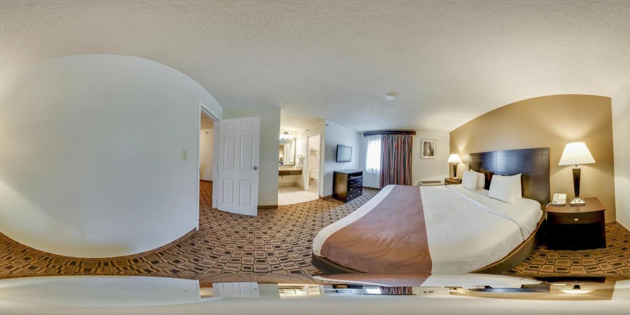 Coratel Plus Suites Wichita West Airport Екстер'єр фото