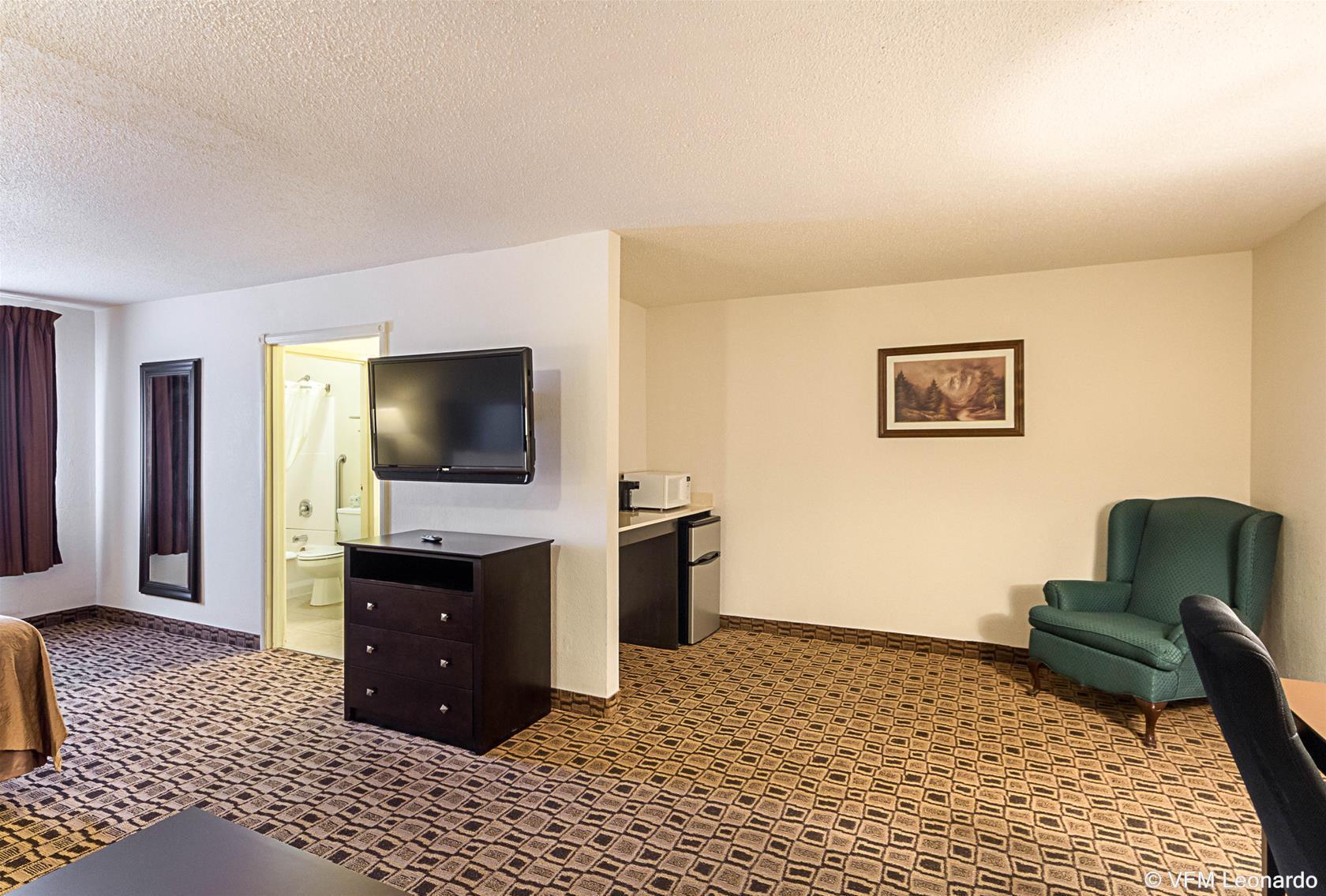Coratel Plus Suites Wichita West Airport Екстер'єр фото