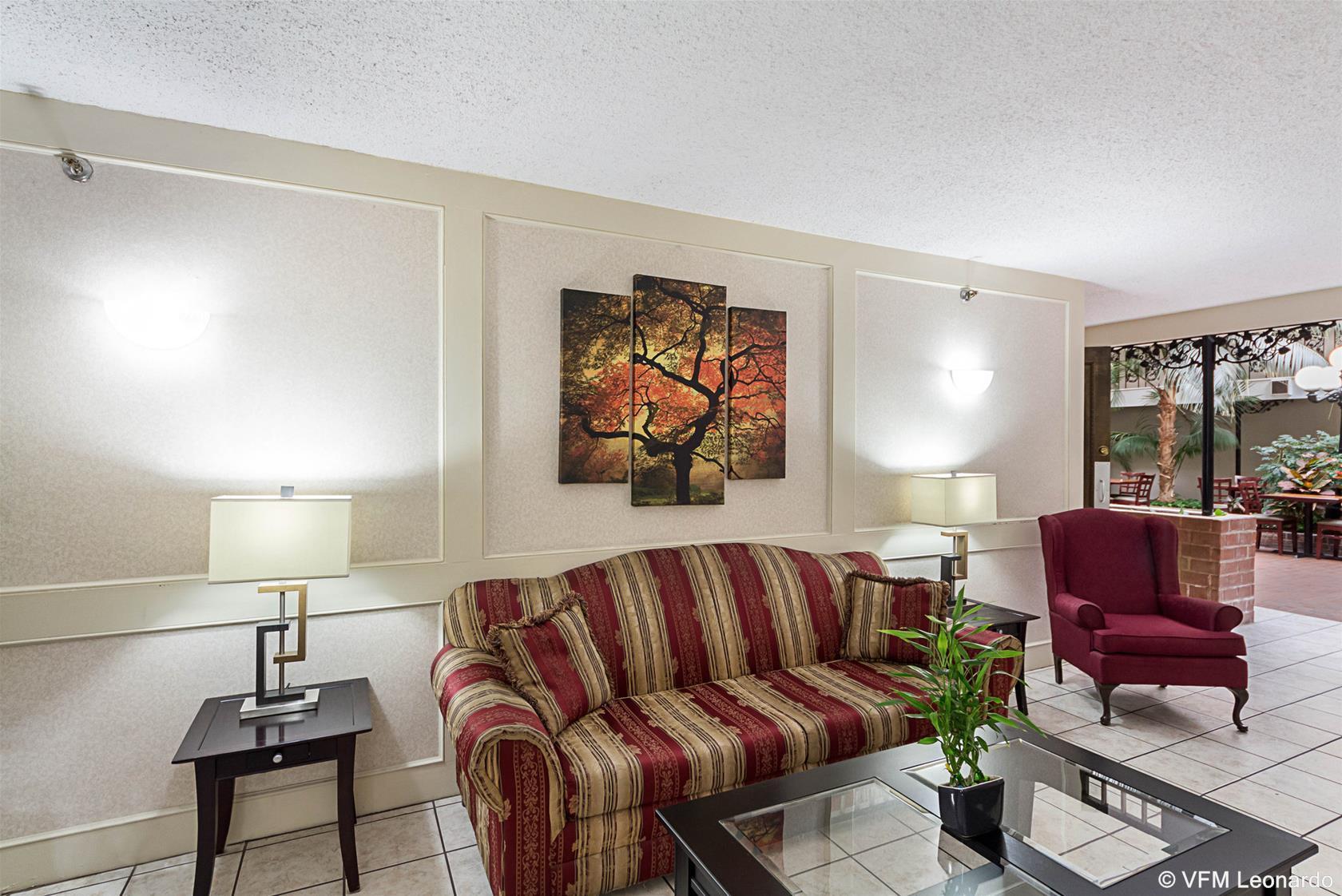 Coratel Plus Suites Wichita West Airport Екстер'єр фото